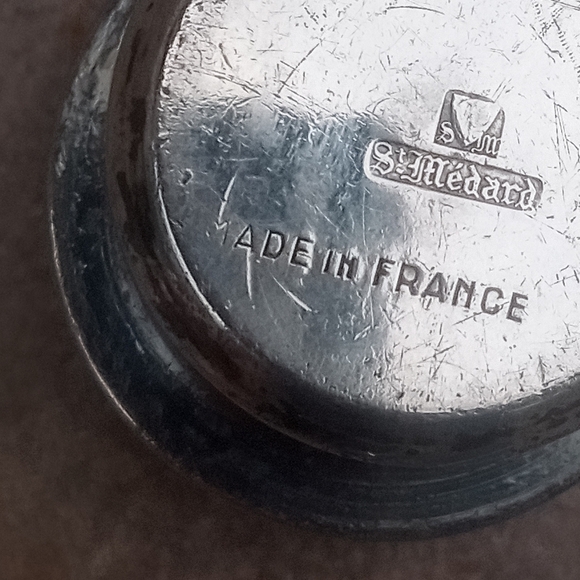 Vintage MUSHROOMS SALT AND PEPPER SHAKERS FRANCE ST MEDARD FRENCH - Picture 2 of 5